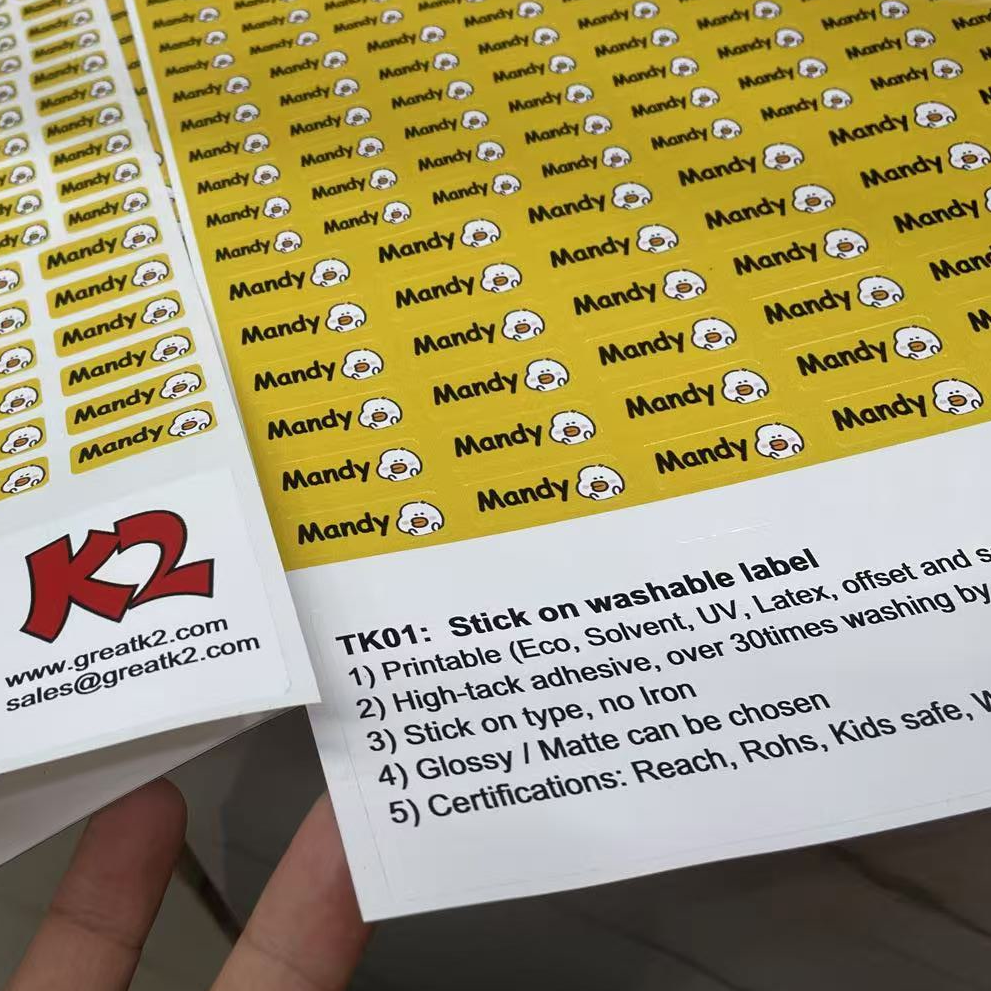 TK01 Super High Adhesive Label Material: Peut être attaché aux vêtements, lavables et faciles à appliquer