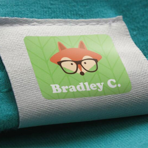 La différence entre les étiquettes de vêtements lavables TK01 et TK05